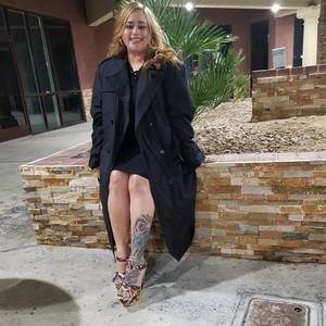 Meet your Posher, Zaray